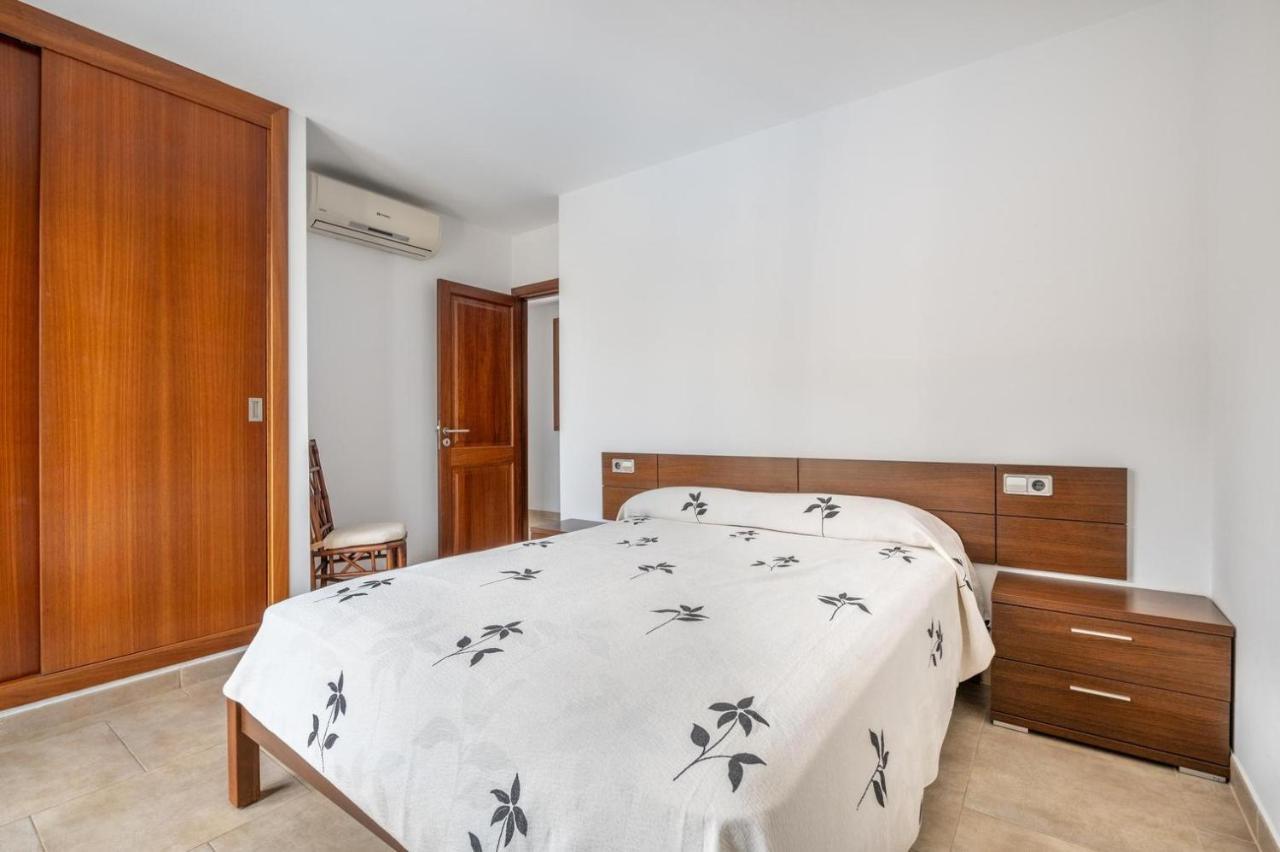 Apartaments Vaixell 산타니 외부 사진